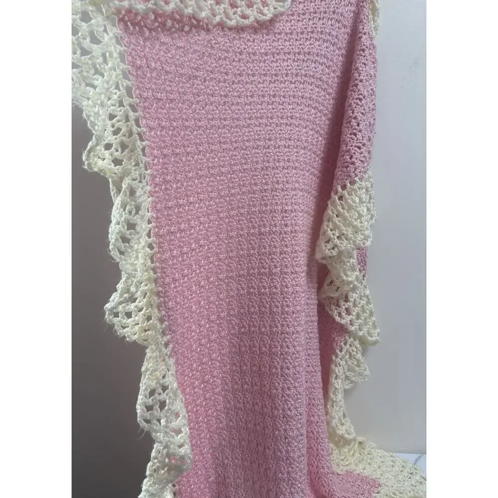 Handmade Crochet Baby‎ Blanket Pink Cream Ruffle Border Soft Yarn 44x29